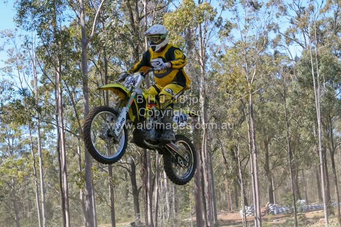 678x444 pixels (105K)